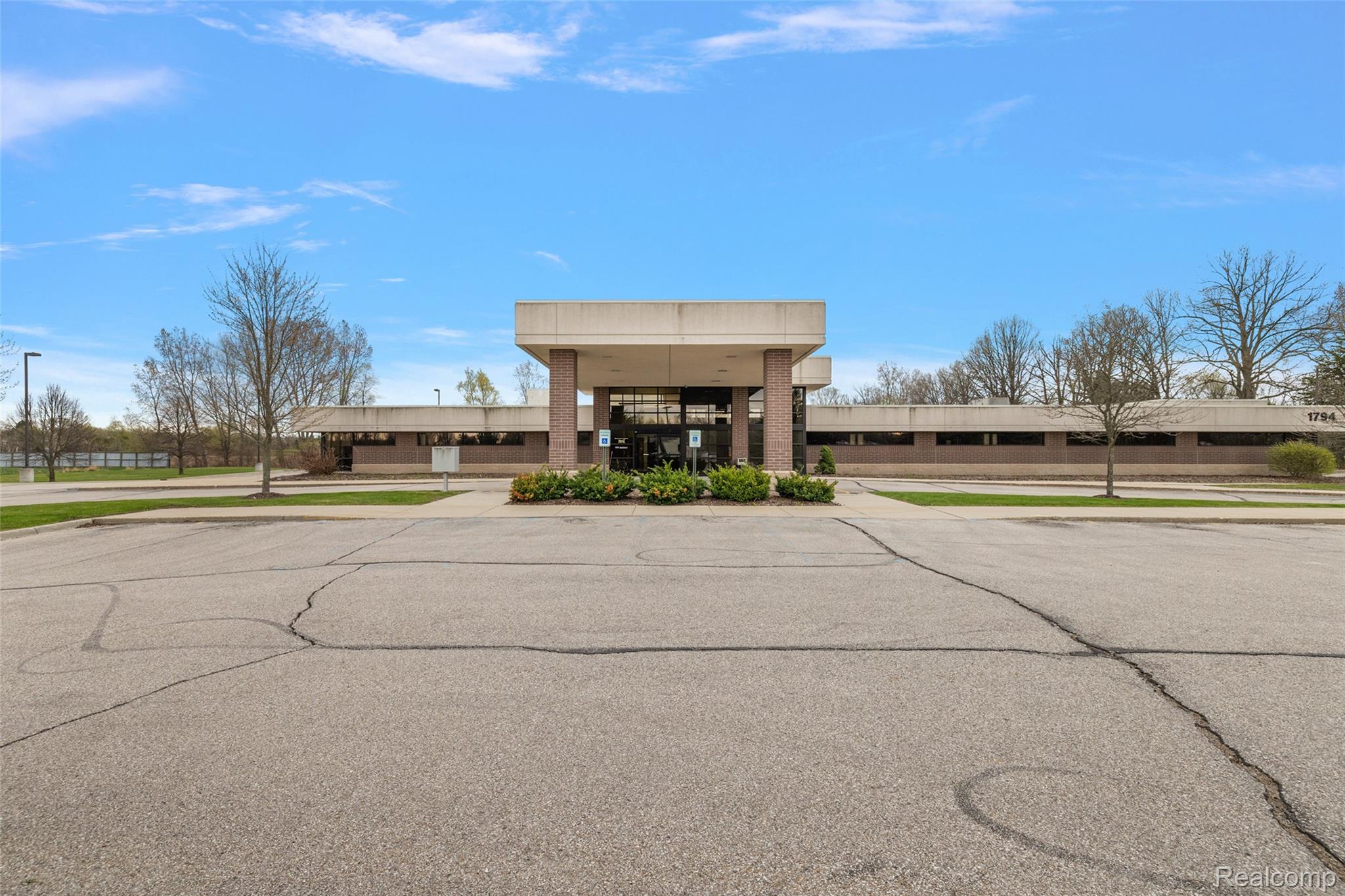 1794 N Lapeer Road