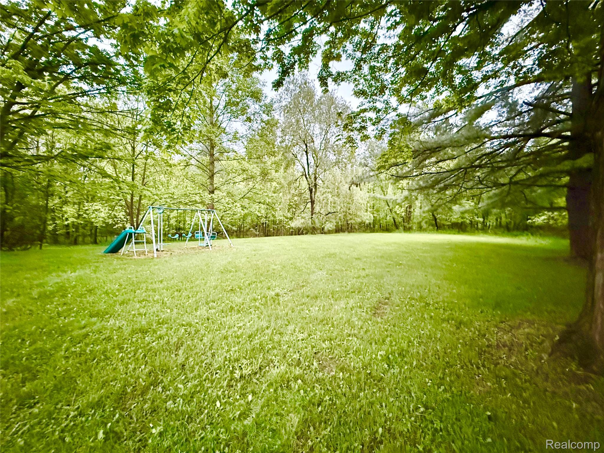 7590 Dean Road