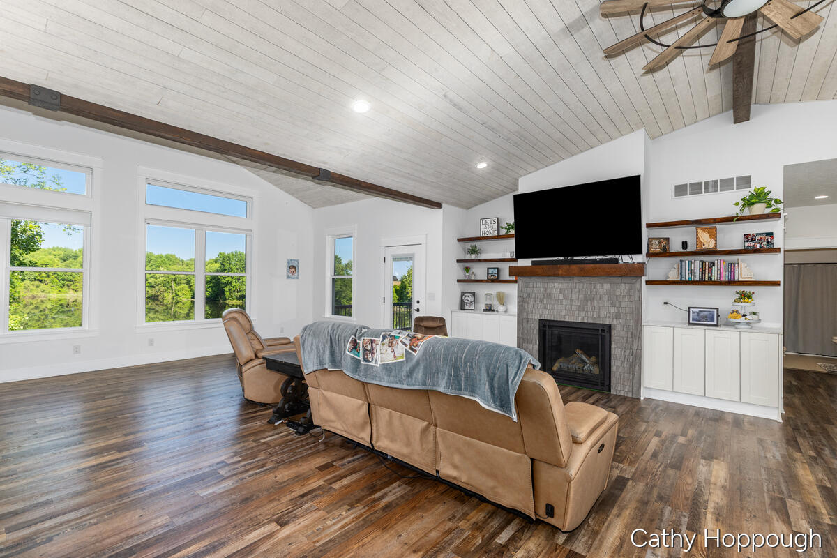 7192 Morrison Lake Road