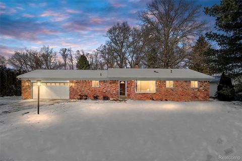 43220 Riggs Road Van Buren Charter Township MI 48111