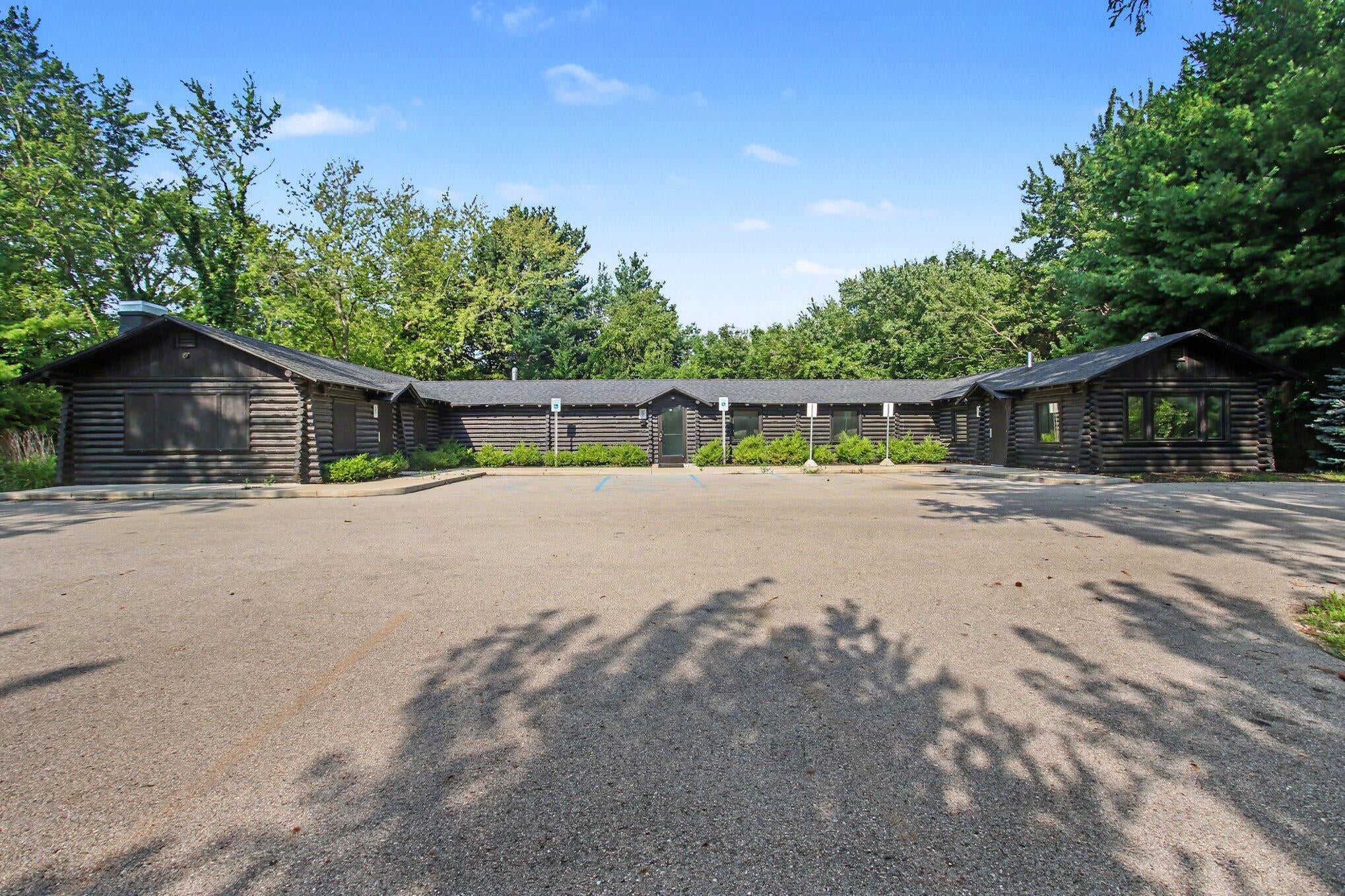 2790 Blue Star Highway