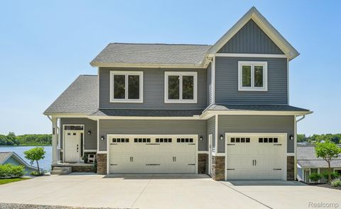 6652 Westminister Street Fenton City MI 48430