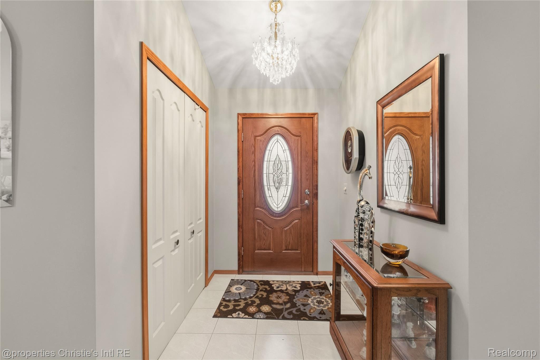 39780 Southpointe Avenue