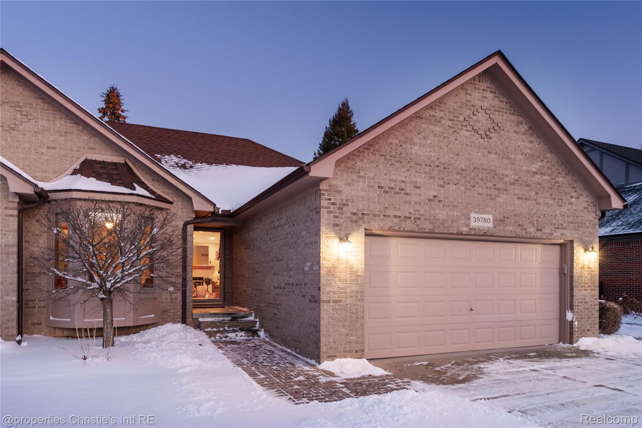 39780 Southpointe Avenue