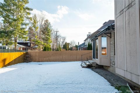 Tiny photo for 39780 Southpointe Avenue, Harrison Charter Township, MI 48045 (MLS # 20251060842)