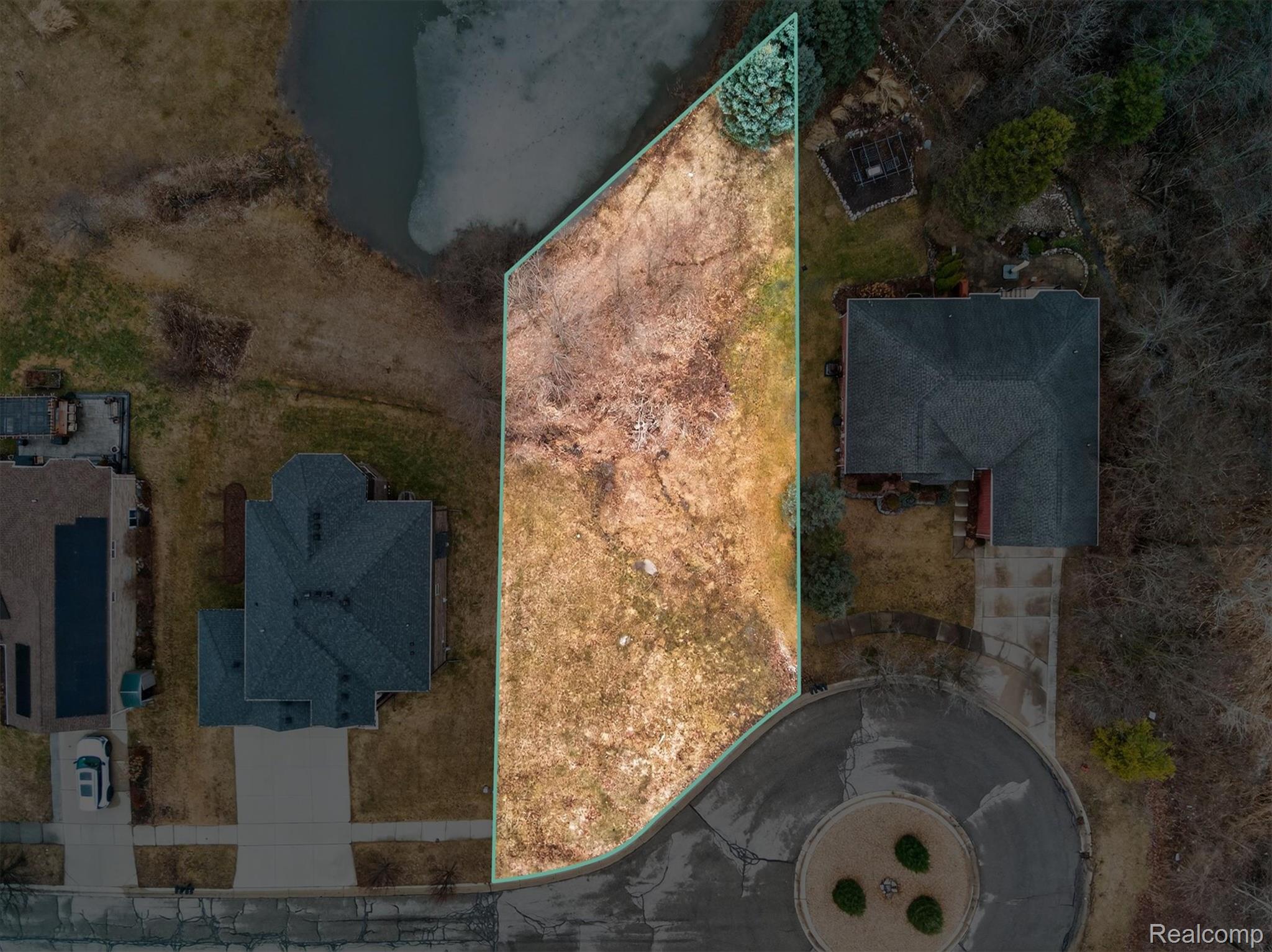 3633 Thornwood Drive