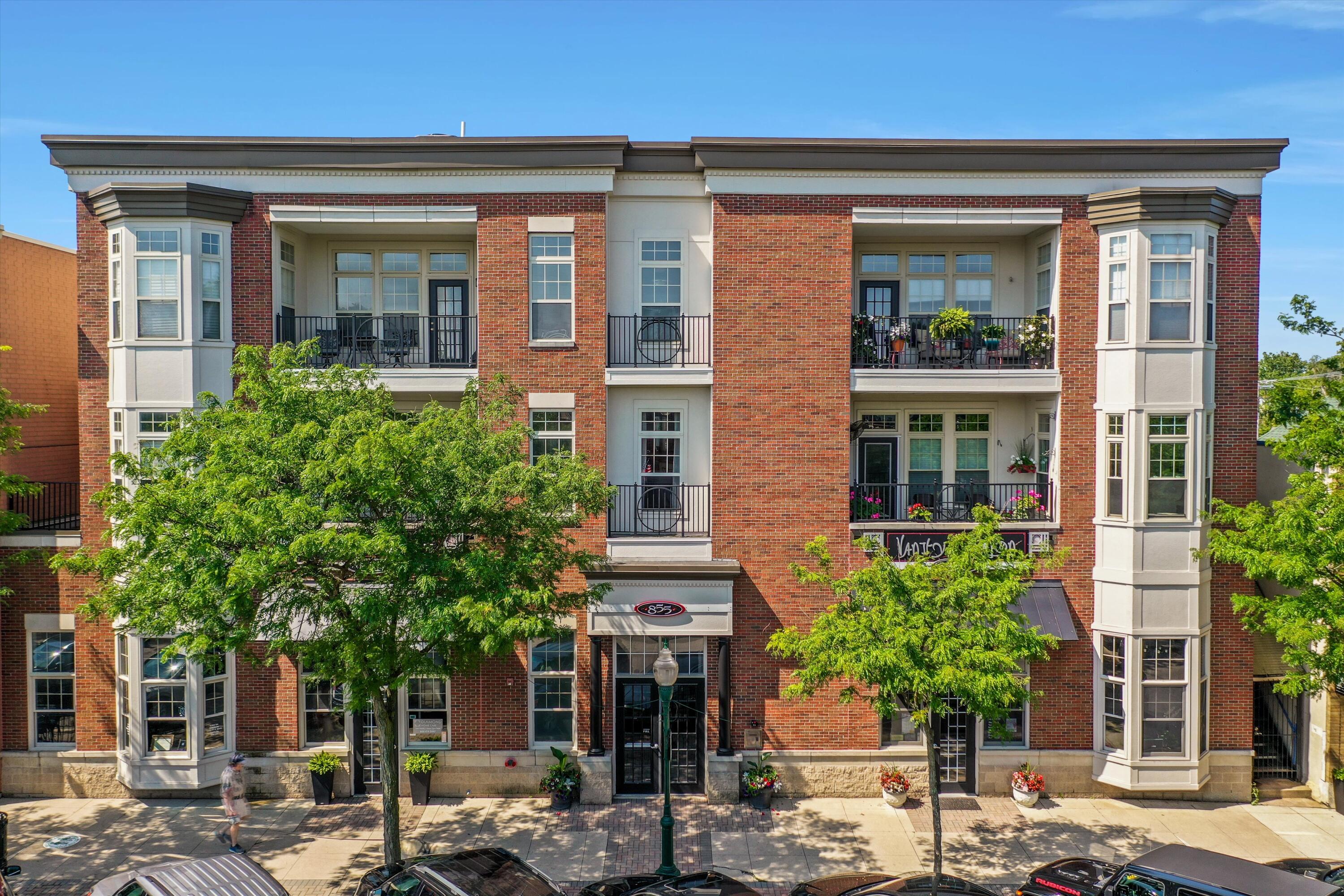 855 Penniman Avenue 303