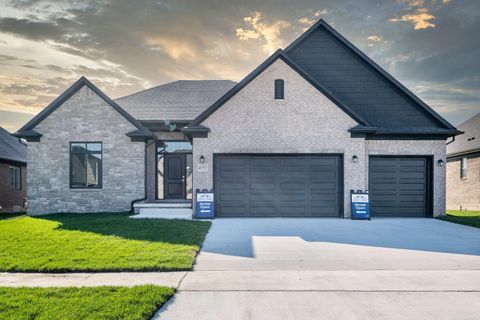 49259 Langford Drive Macomb Township MI 48044