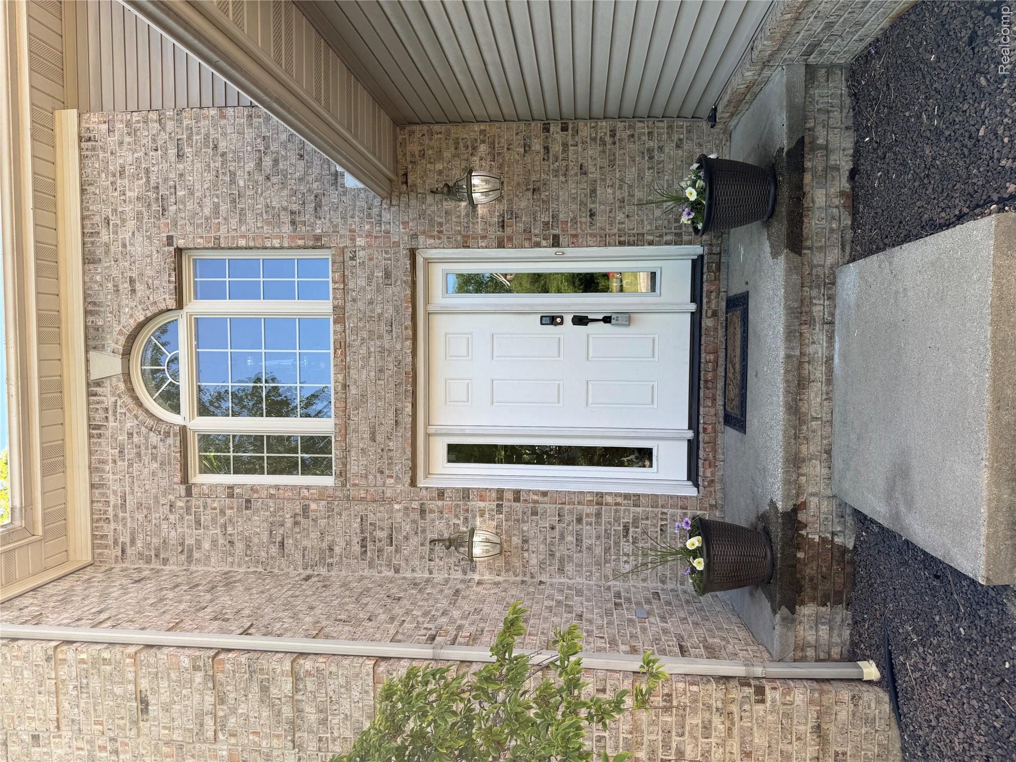 8318 Mill Pointe Court