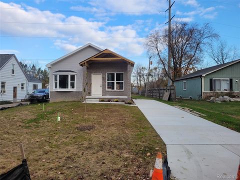 3075 N WAUKEGAN Street W Auburn Hills City MI 48326