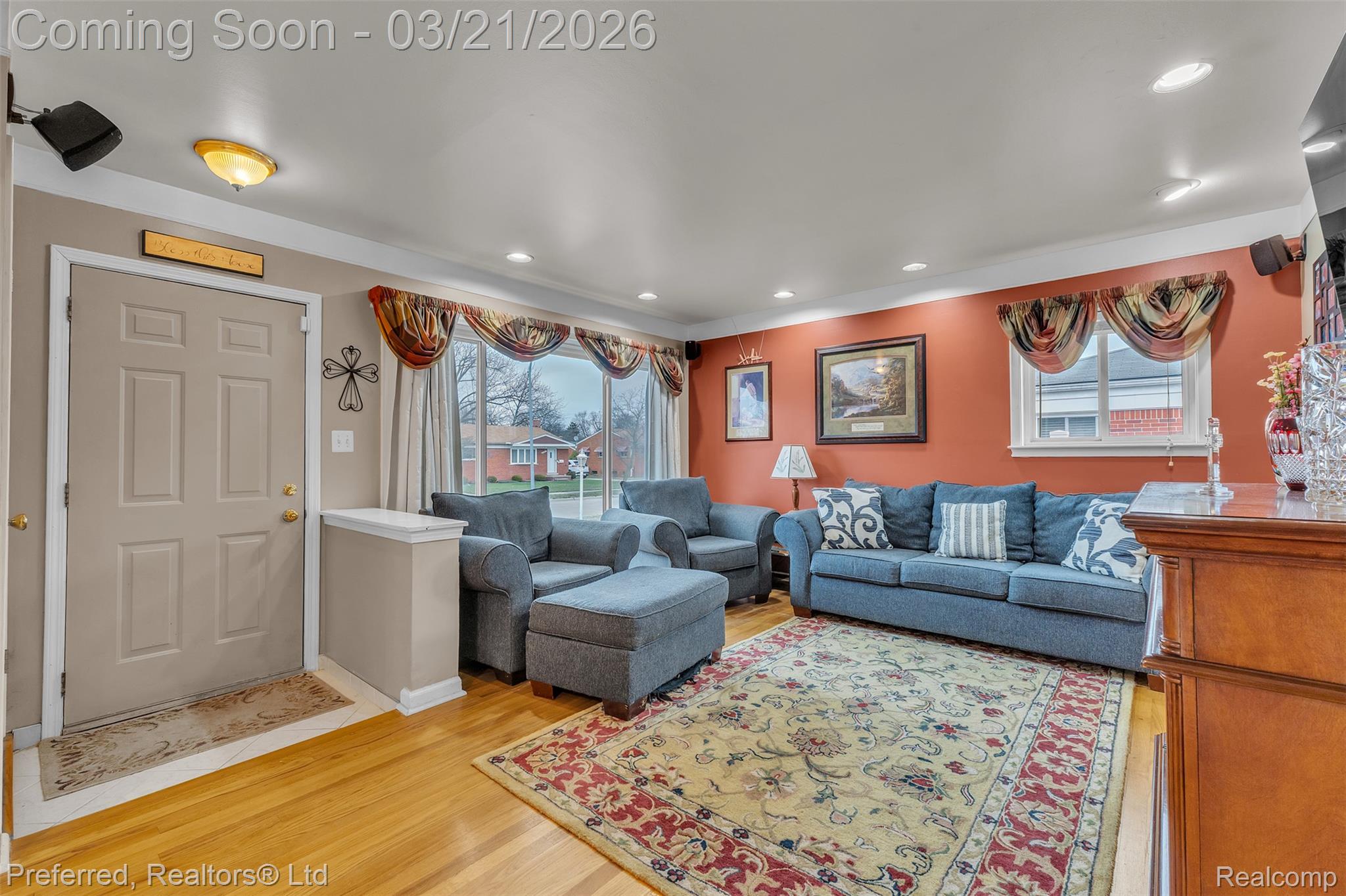 32613 Windsor Street