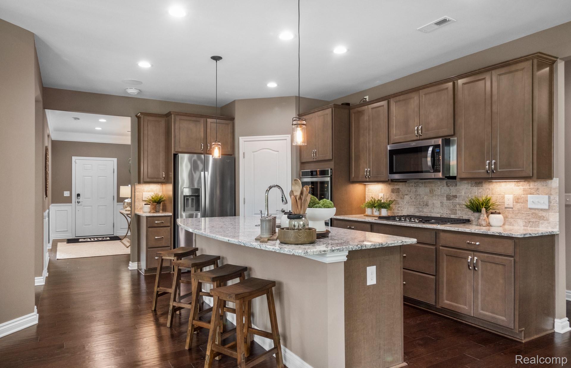 50260 Cromwell Street