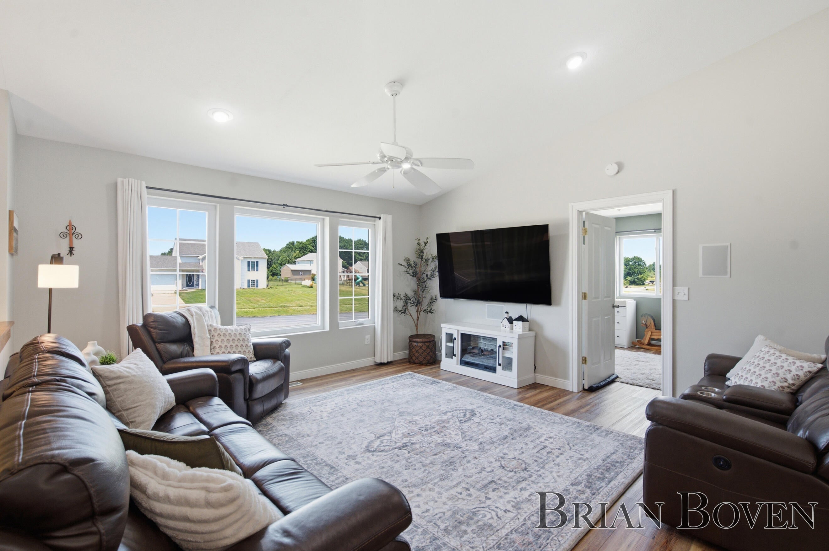 13346 Sunset View Drive NE