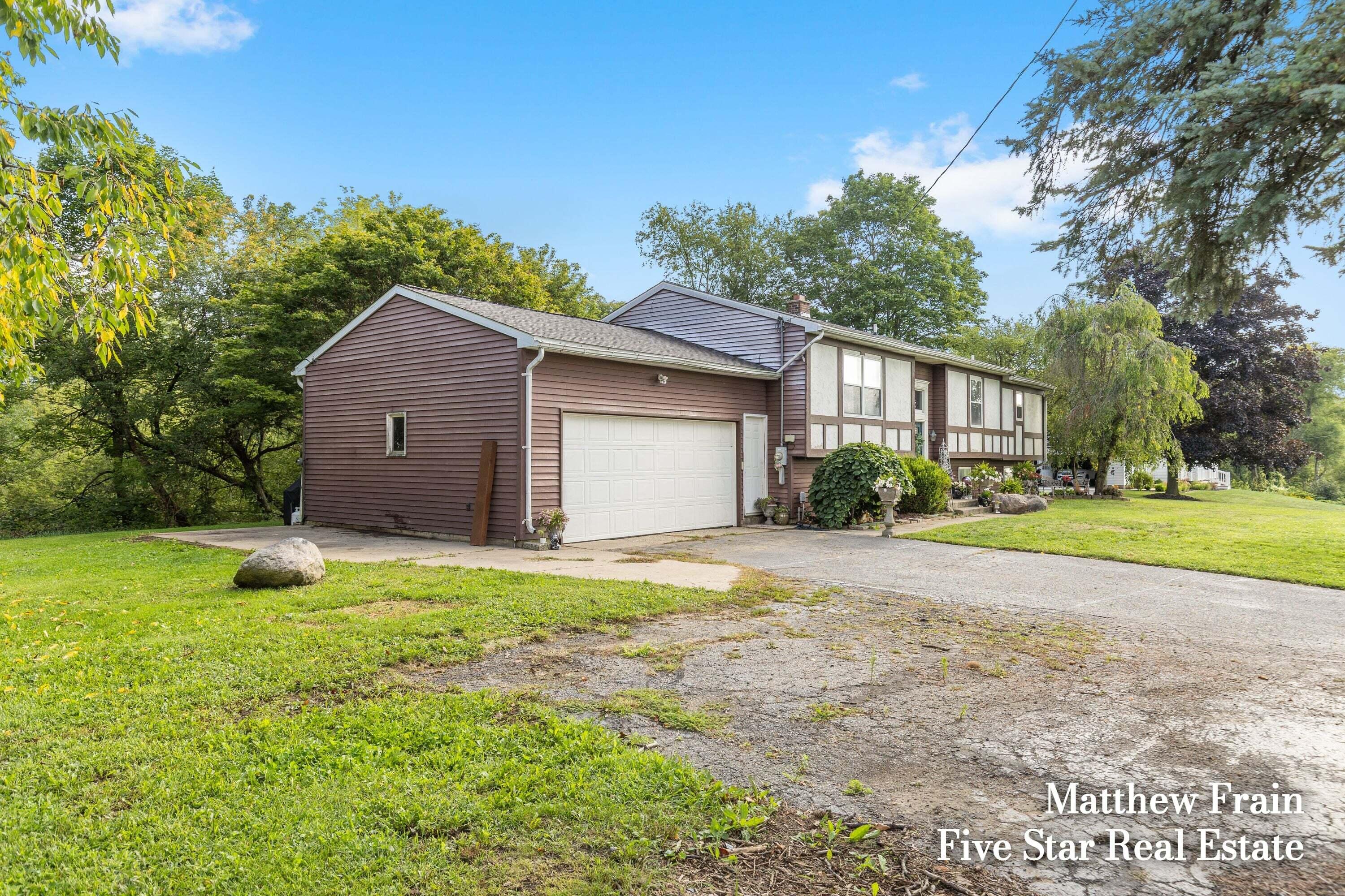 3395 12 Mile Road NW