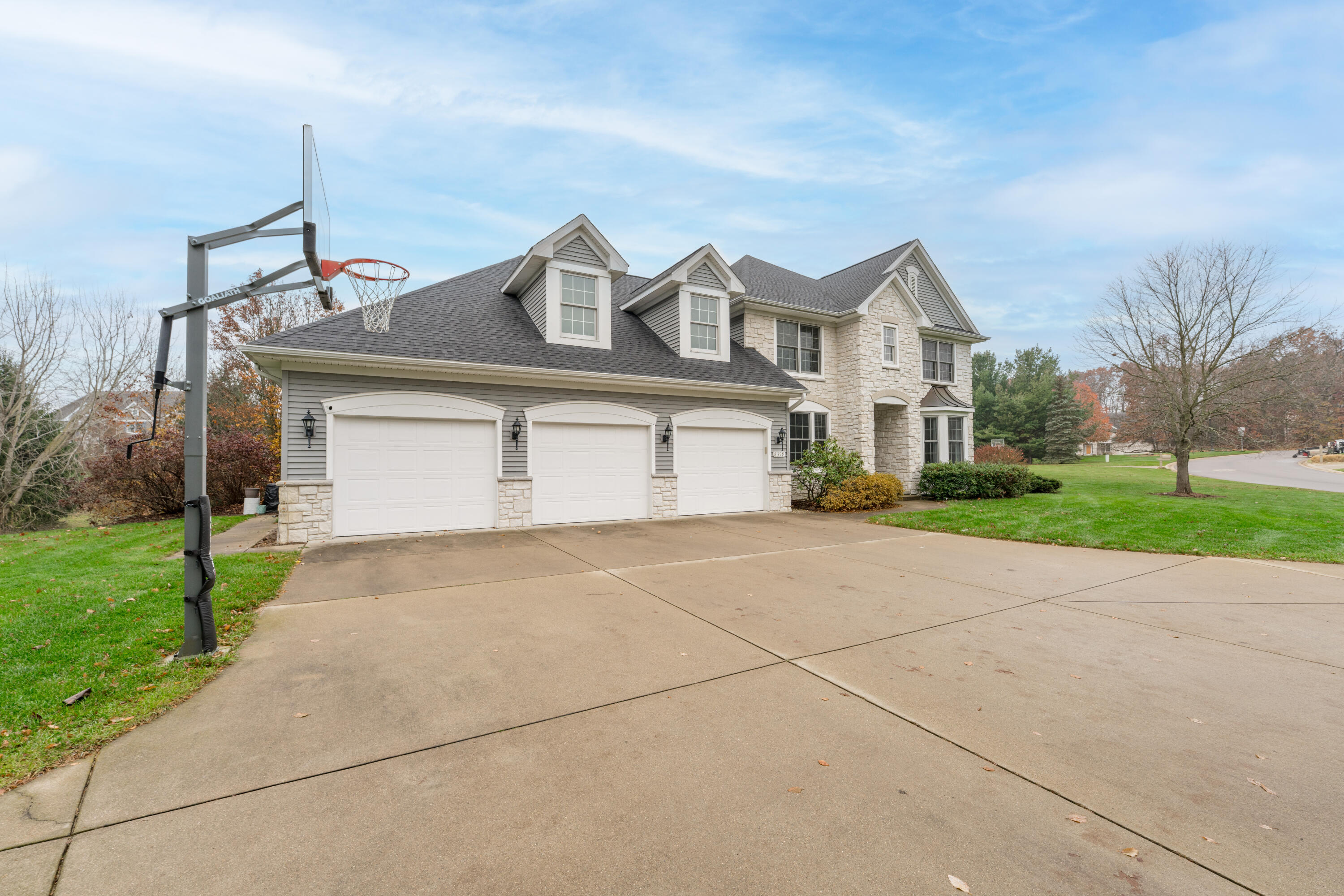 8399 Parkstone Terrace