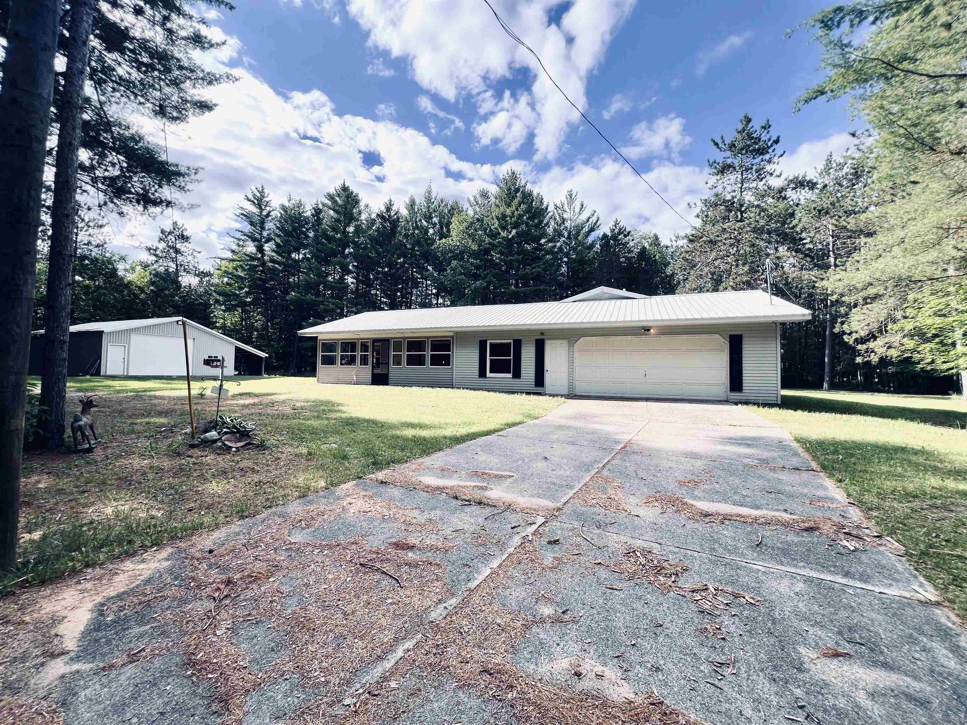 5905 E Moorestown Road