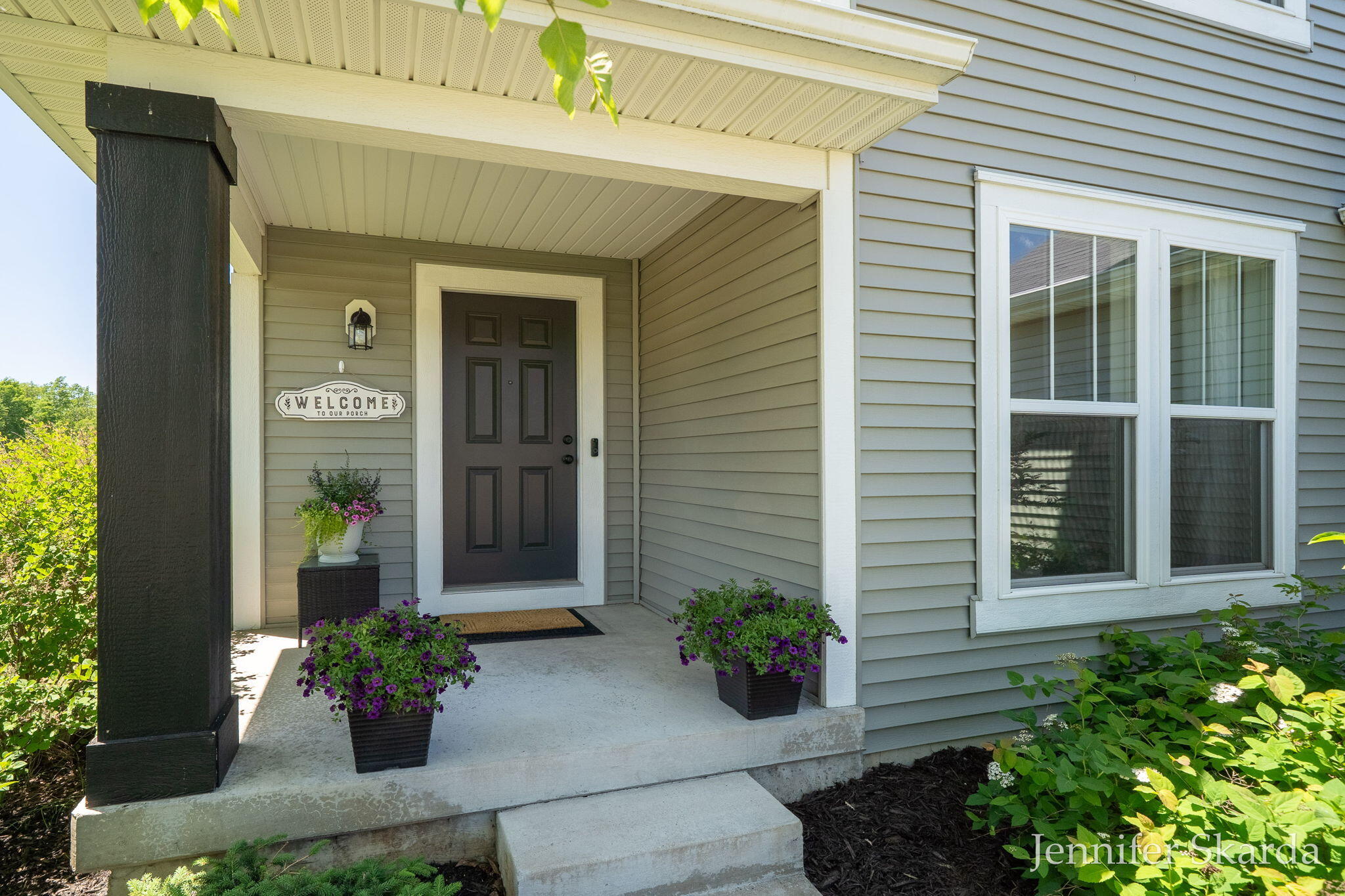 2930 E Morgan Trail NE