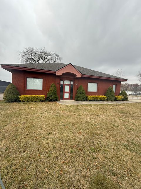 5700 W Jefferson Avenue Trenton City MI 48183