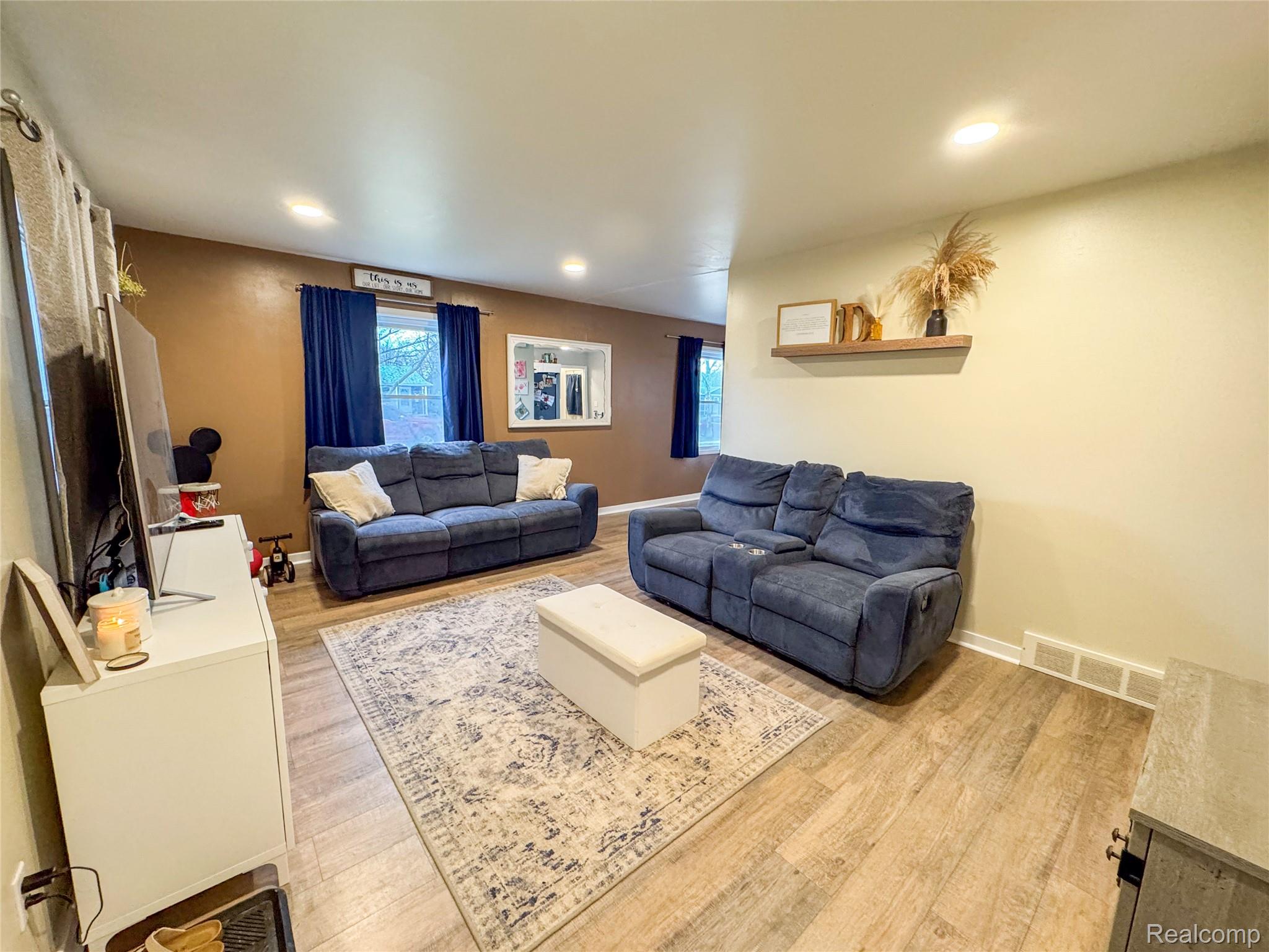474 Argyle Crescent
