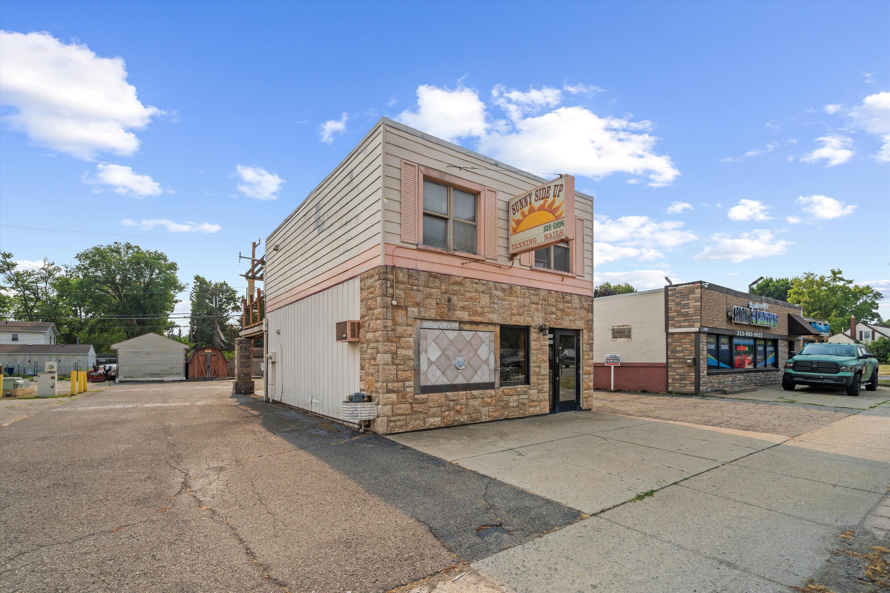 1040 N Wayne Road