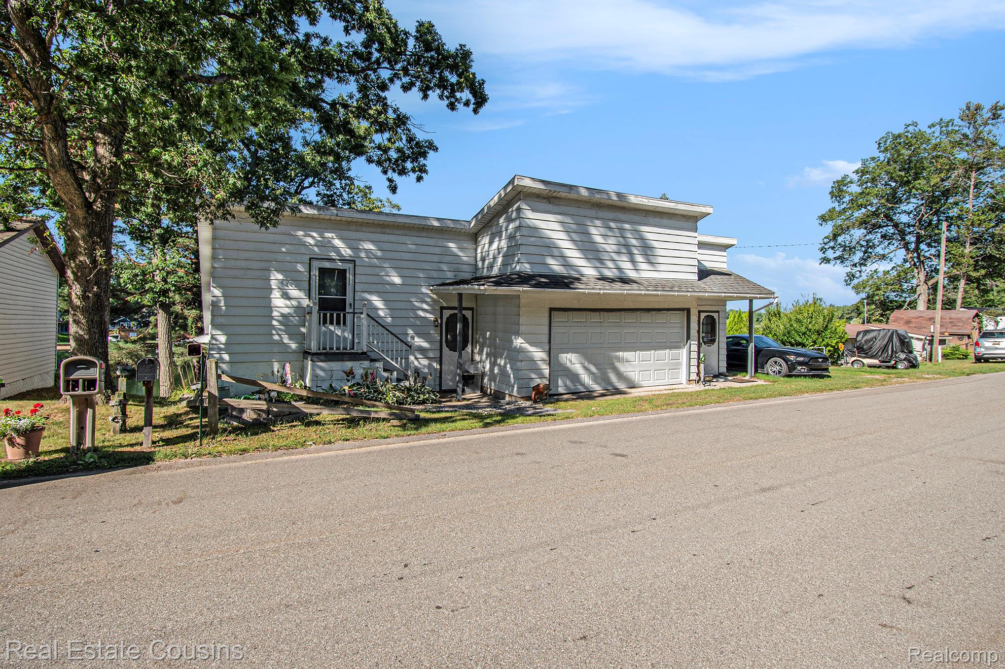1734 Forest Road