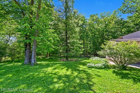 Tiny photo for 23493 Cora Avenue, Farmington Hills City, MI 48336 (MLS # 20261037261)