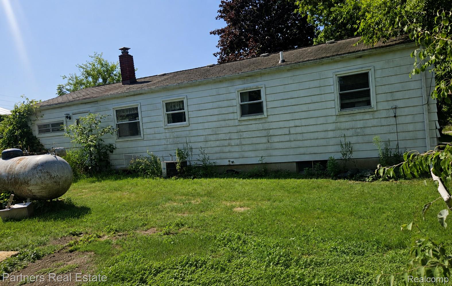 1382 Lucy Road