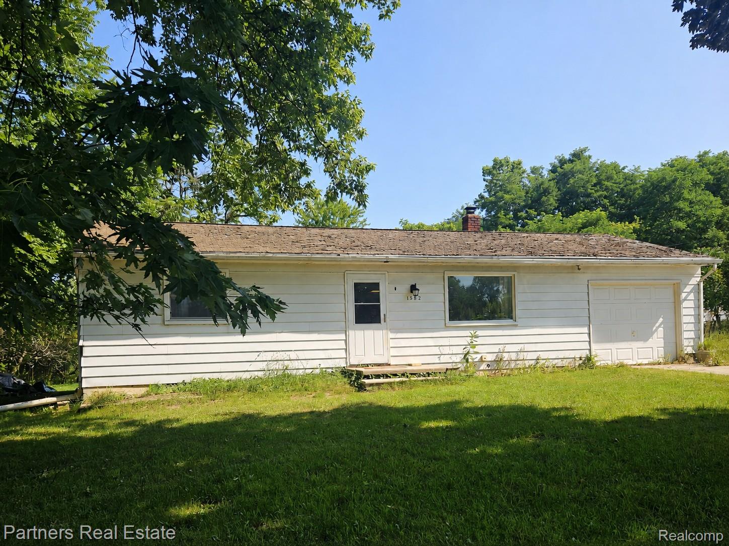 1382 Lucy Road