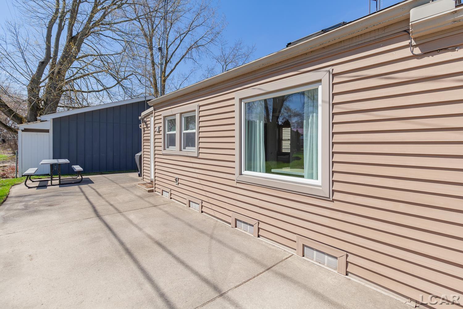 3145 Round Lake Highway
