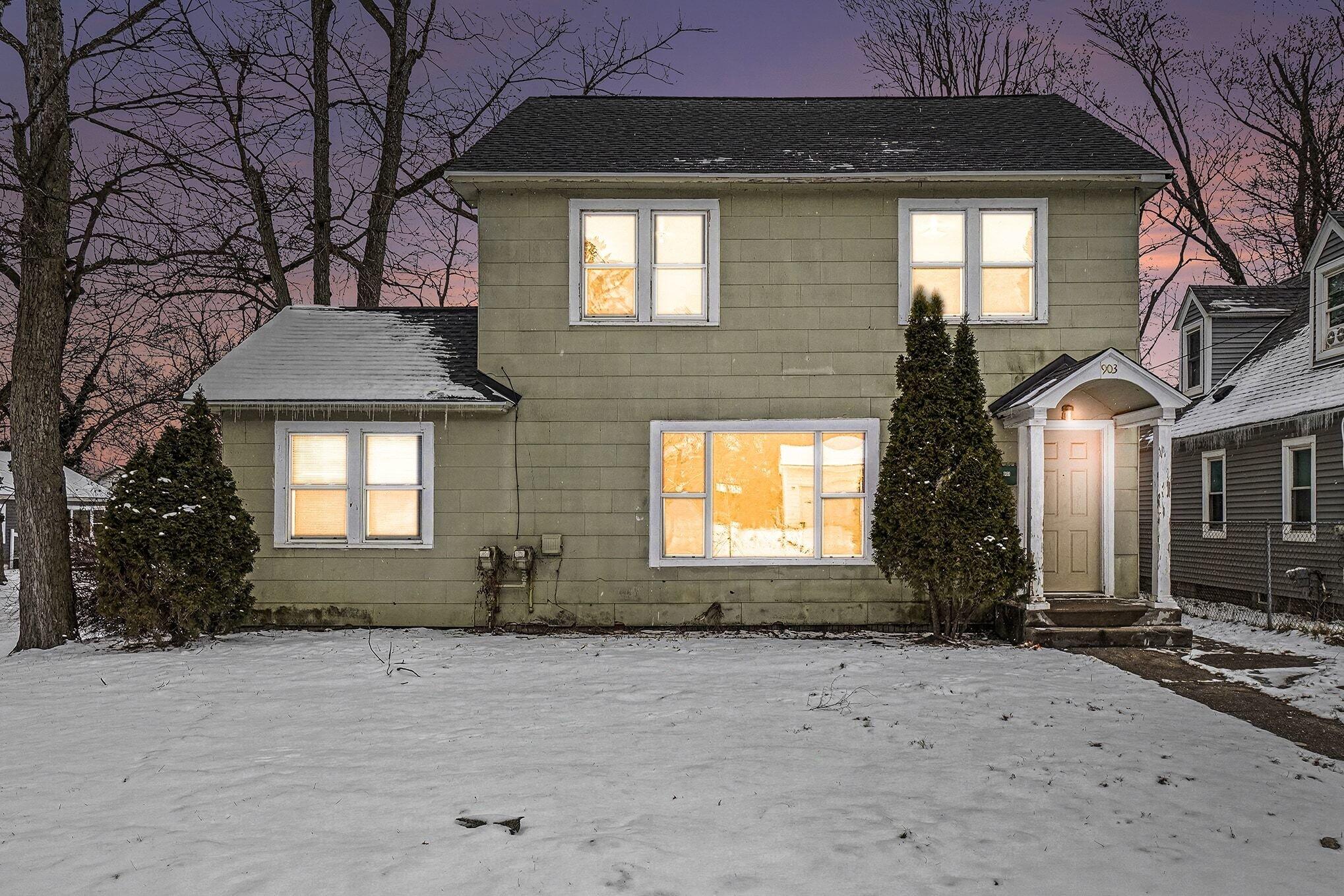 903 Southworth Terrace