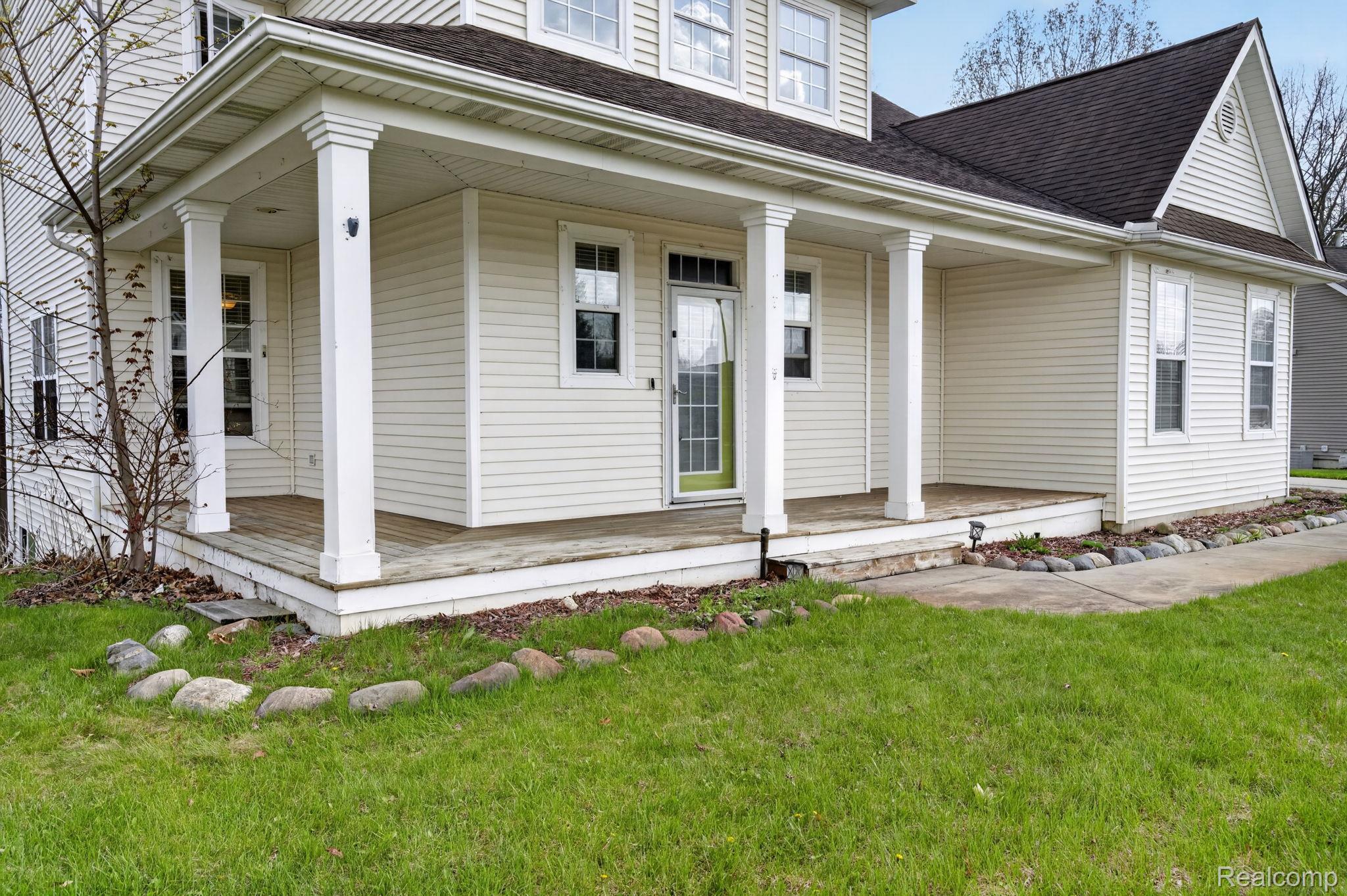 16195 River Ridge Trail