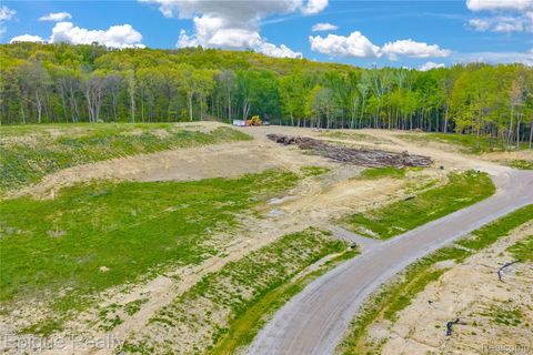2797 Park Ridge Road White Lake Charter Township MI 48383