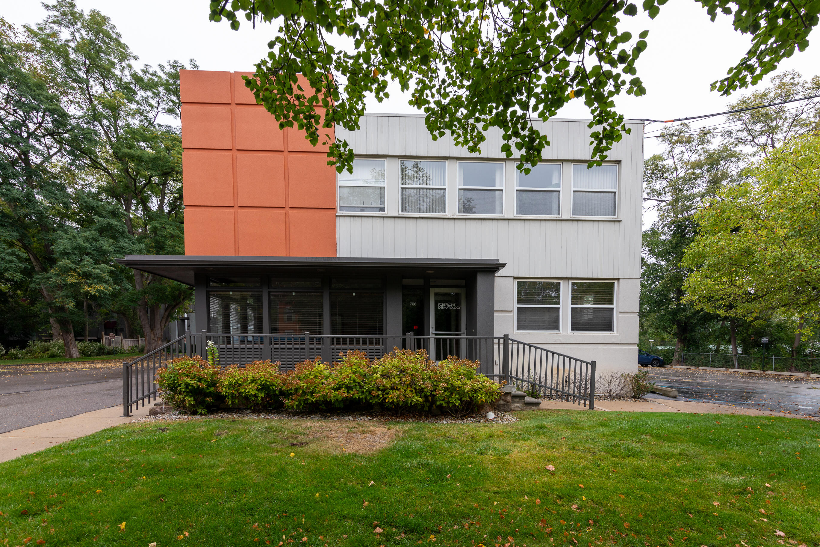 708 W Huron Street 3