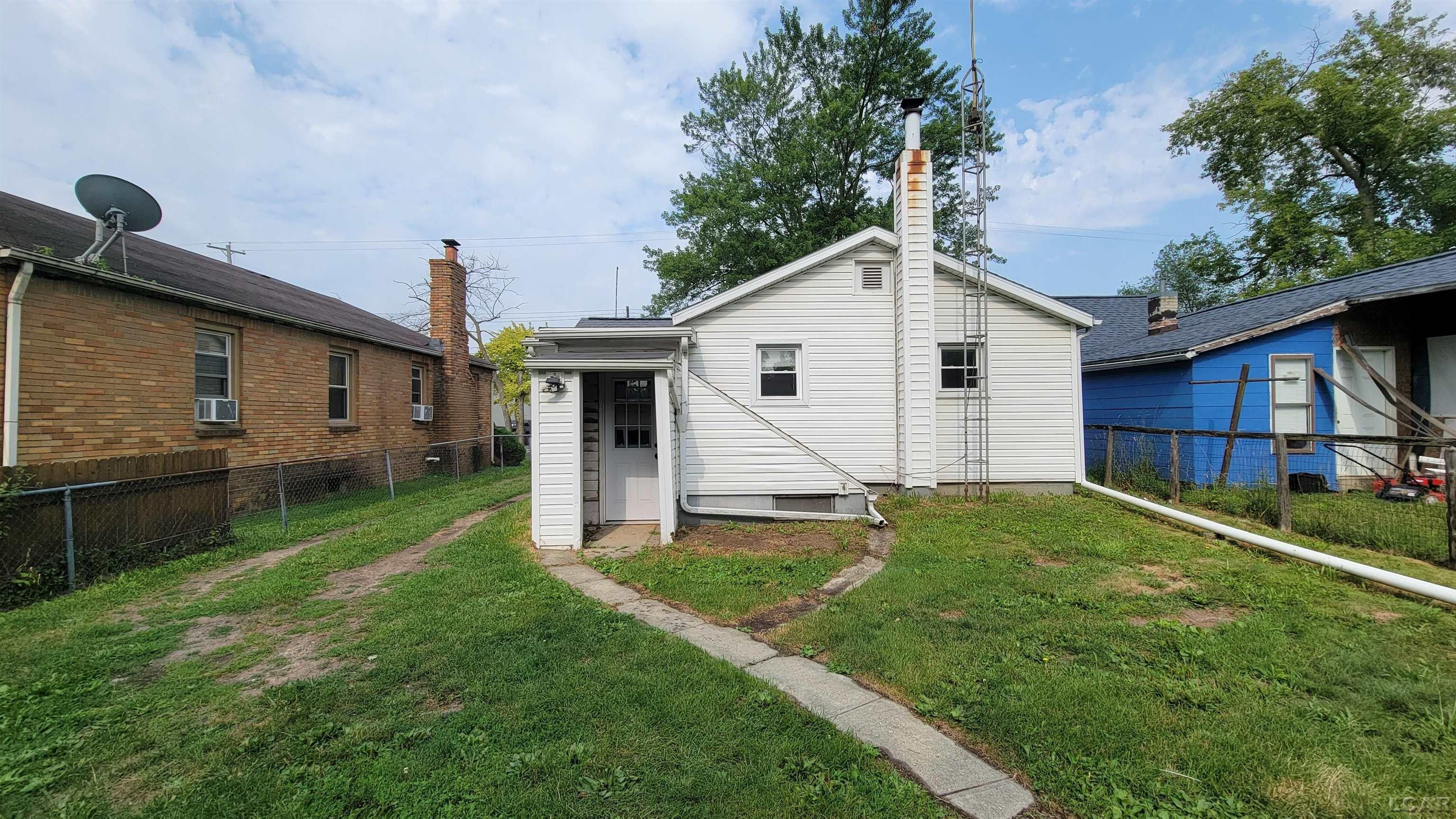 751 James Street