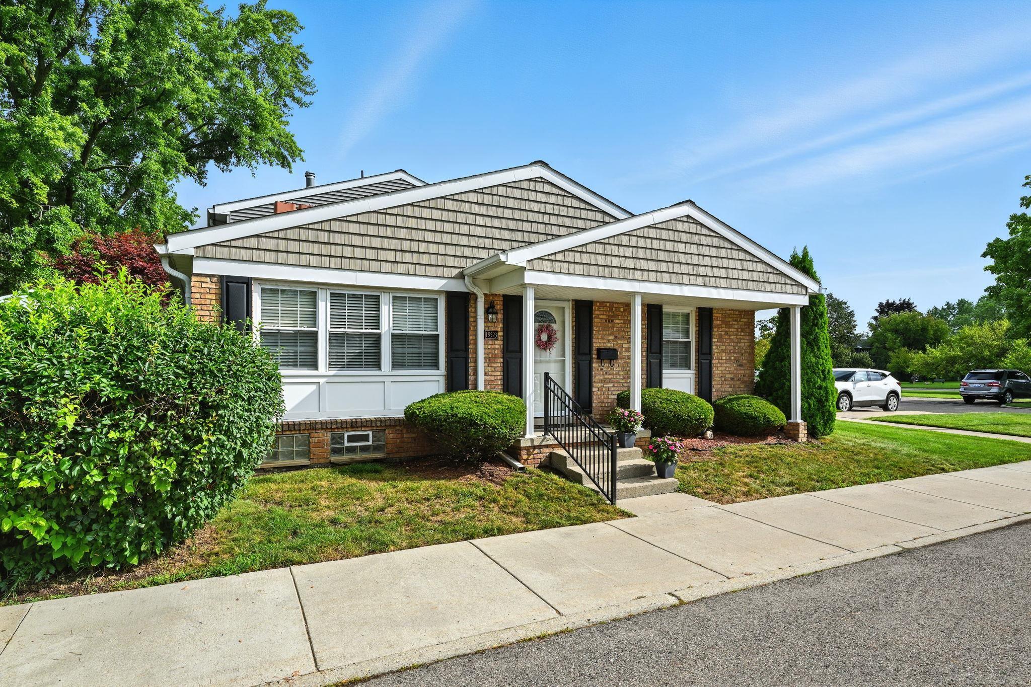 19523 Dartmouth Place