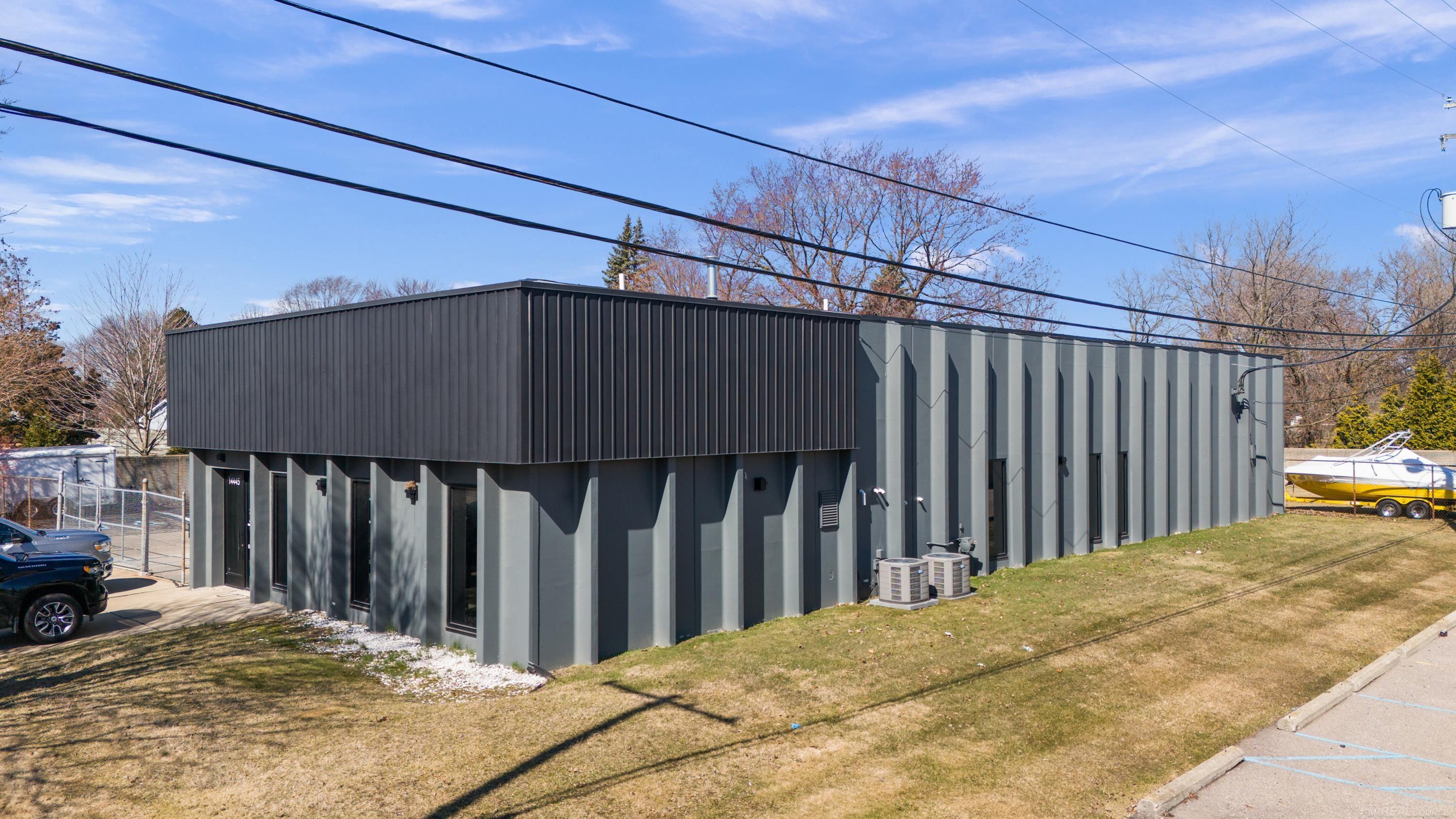 14445 Barber Ave, Warren, MI 48088