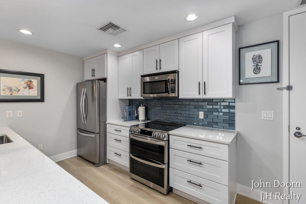 335 Bridge Street NW 1804