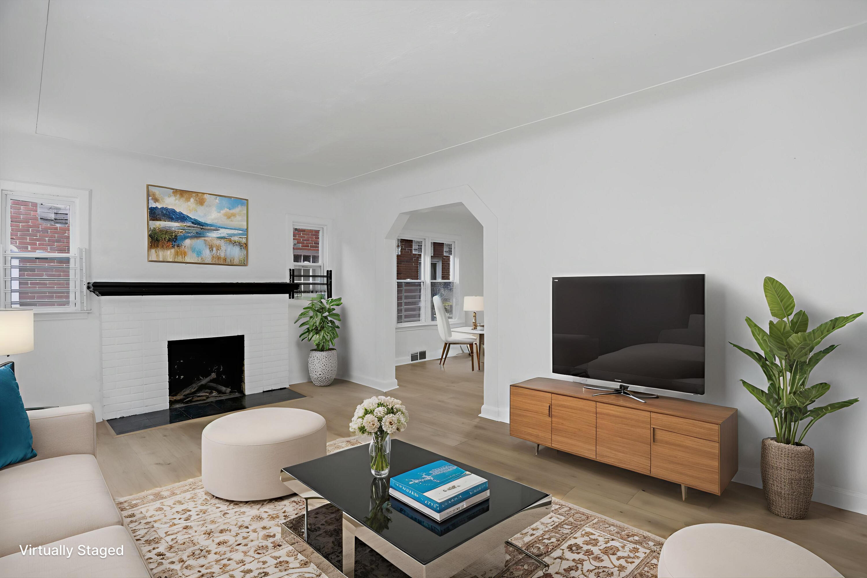 15784 Pinehurst Street