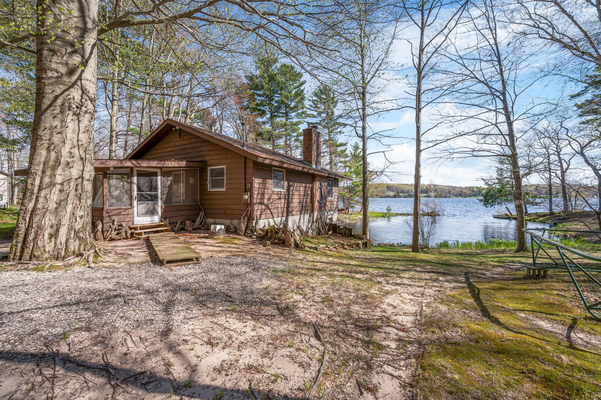 5717 W Pleasant Hill Road