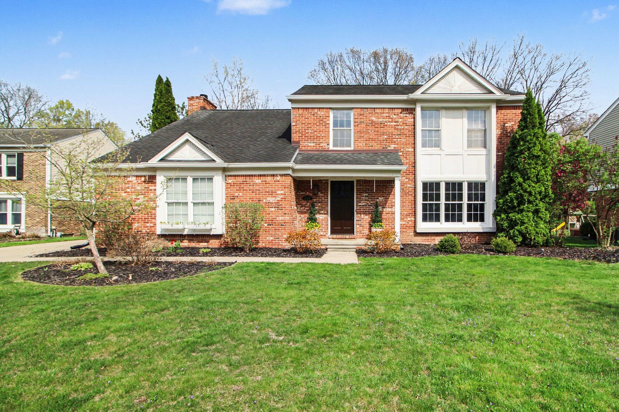 15698 Oakhill Court