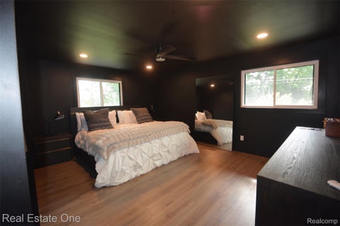 Tiny photo for 2911 Aldgate Drive, Bloomfield Charter Township, MI 48304 (MLS # 20261071519)