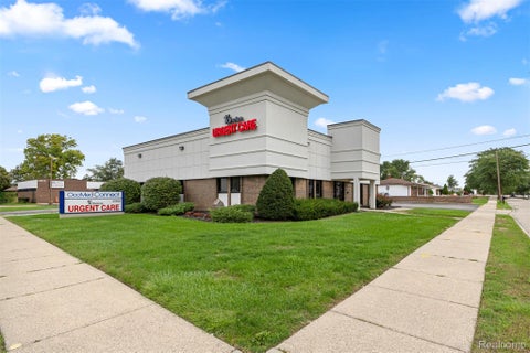 Photo for 25600 Schoenherr Road