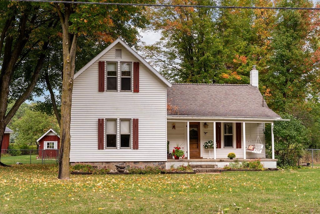 1227 E Washington Road