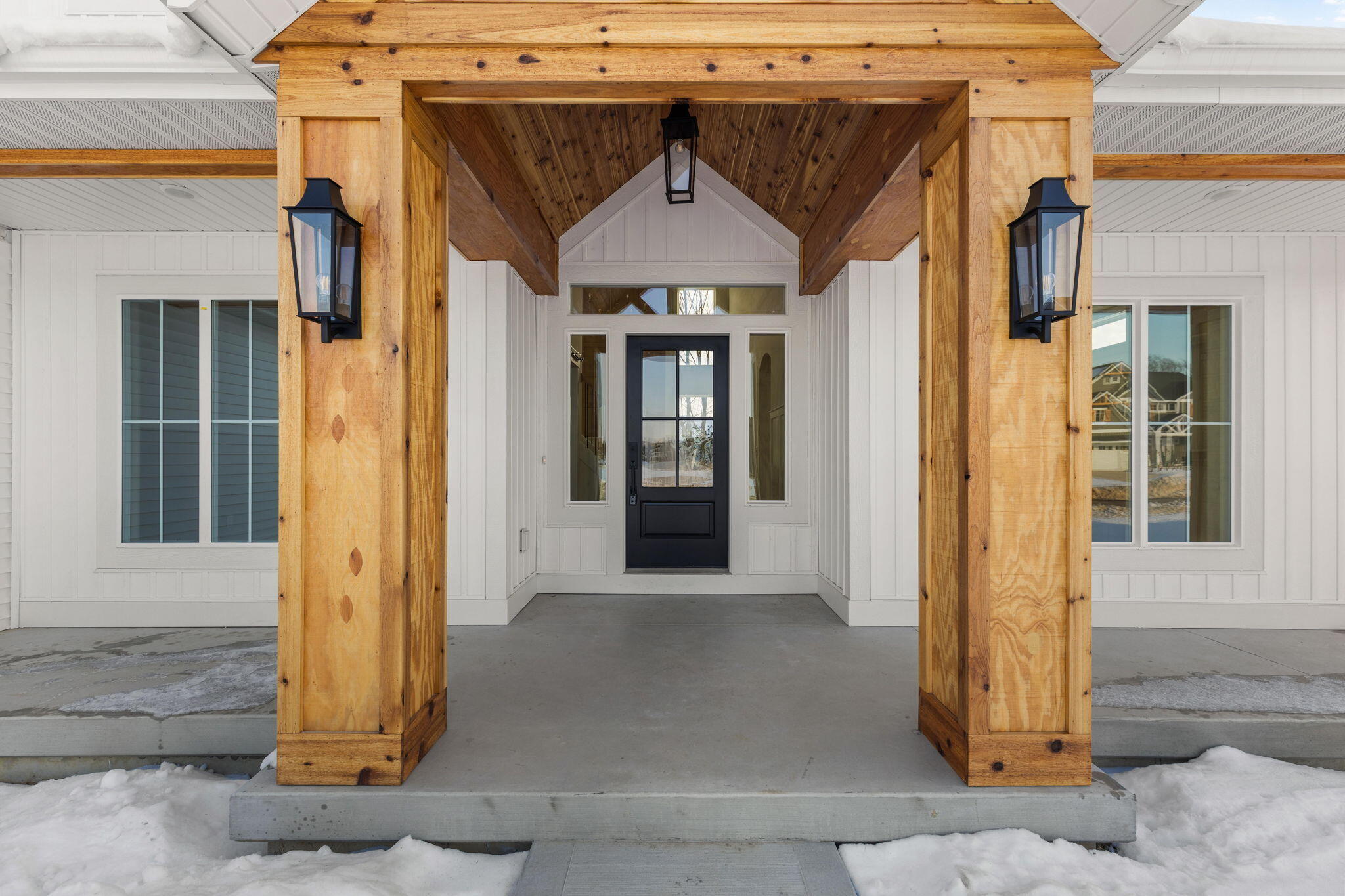 1904 Creekside Drive SW