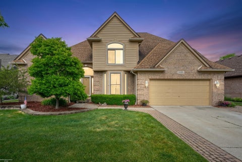 Photo of 51251 Westwood Drive, Macomb Township, MI 48042 (MLS # 58050212015)