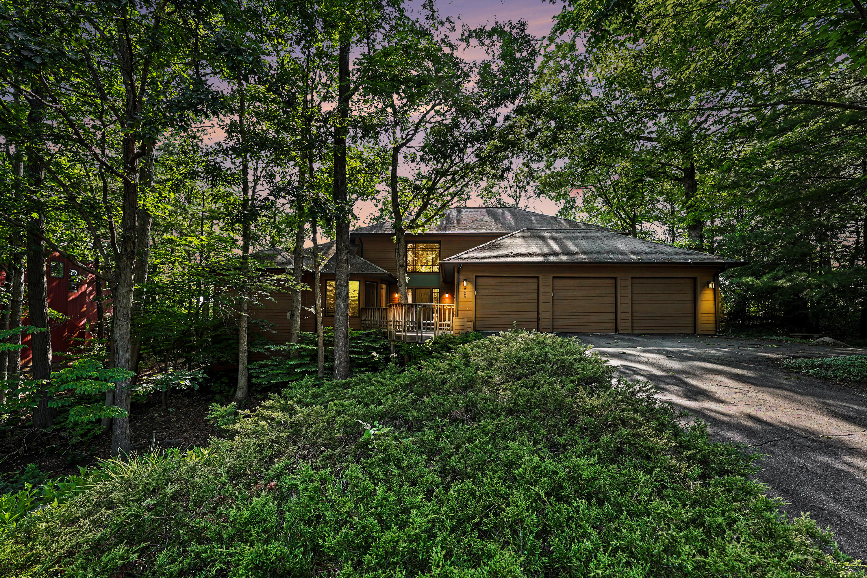 685 Green Road