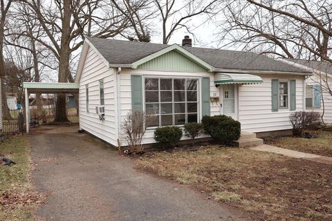 22 Pioneer Avenue Sturgis City MI 49091