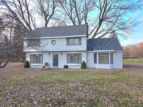 1670 S Channel Drive Clay Township MI 48028