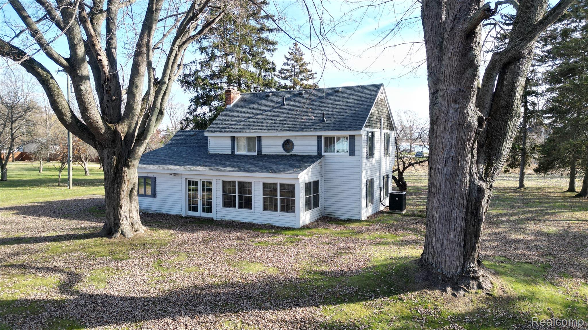 1670 S Channel Drive