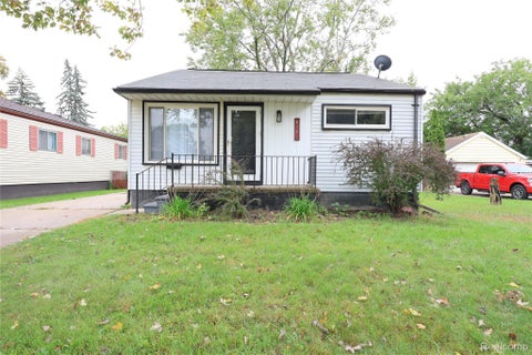 Photo for 8386 CENTRAL